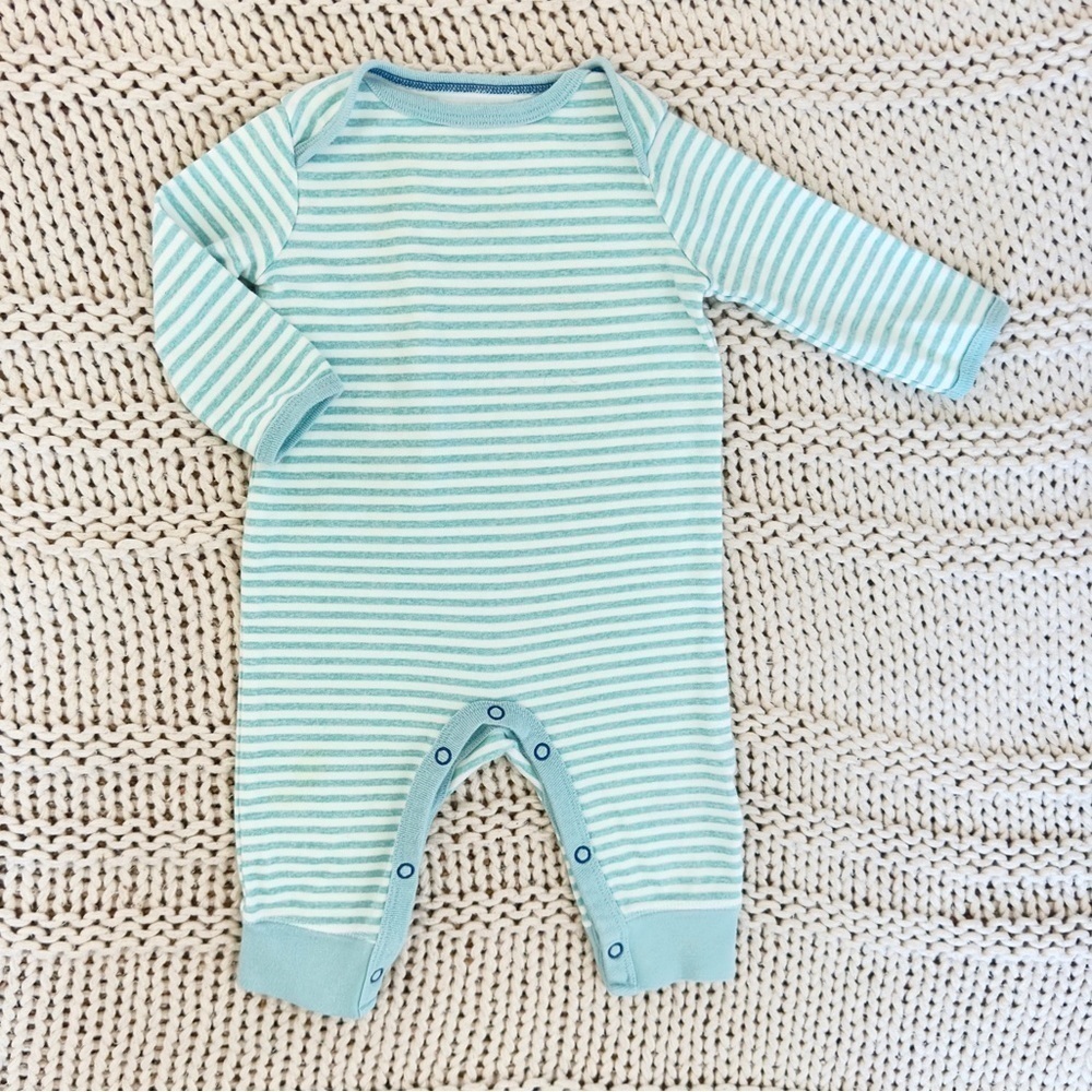 Cloud Island Unisex Baby Stripped 100% Cotton Onesie Size 0-3 Months